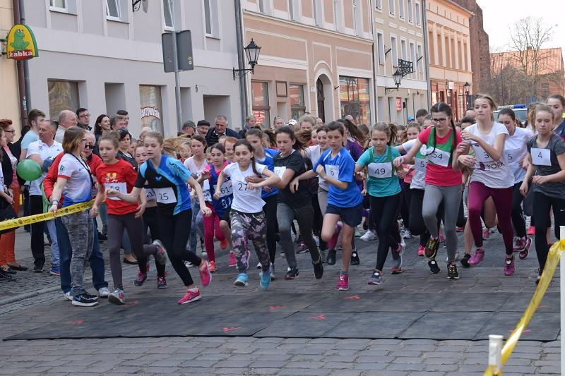 II Bieg Zakochanych dla Par w ramach 46 Ogólnopolskich Biegów Ulicznych 