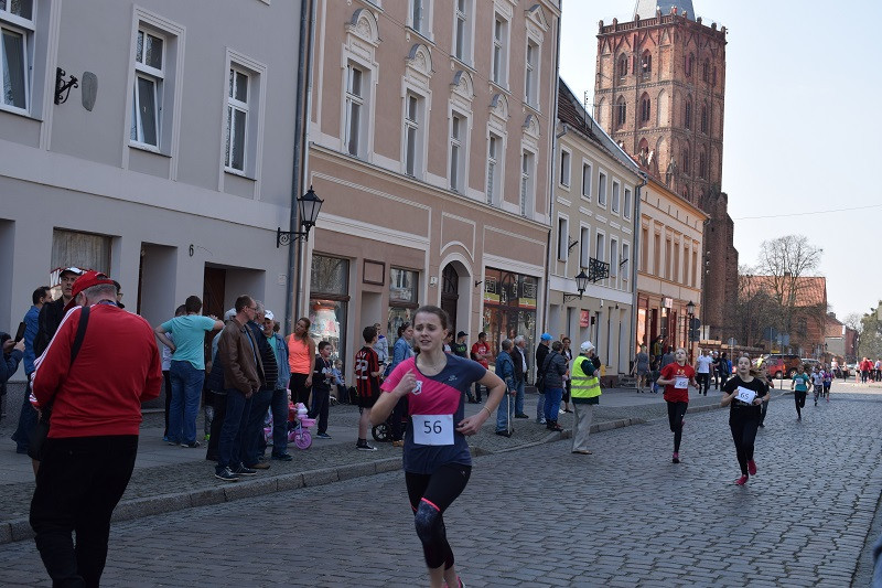 II Bieg Zakochanych dla Par w ramach 46 Ogólnopolskich Biegów Ulicznych 