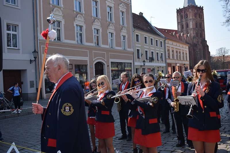 II Bieg Zakochanych dla Par w ramach 46 Ogólnopolskich Biegów Ulicznych 