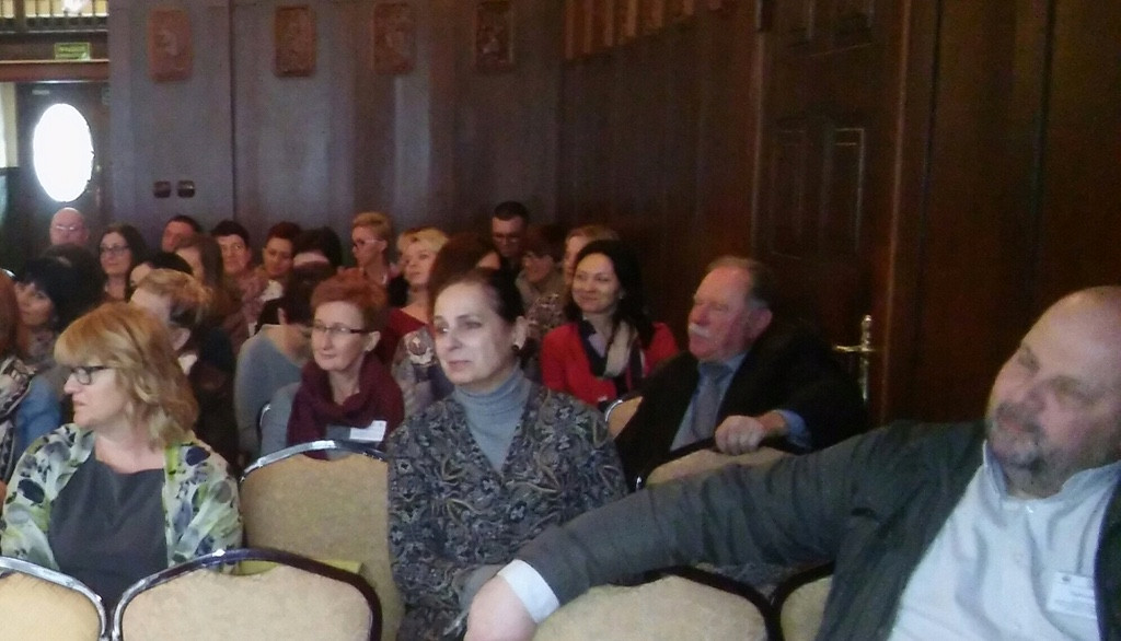 Współpraca Instytucji w zakresie przeciwdziałania przemocy w rodzinie i zapobiegania uzależnieniom