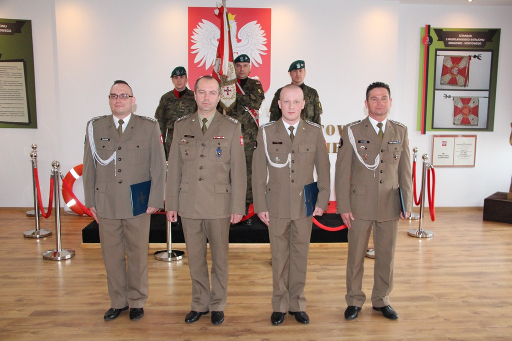 Pożegnanie żołnierzy odchodzących z 3 Batalionu Drogowo-Mostowego