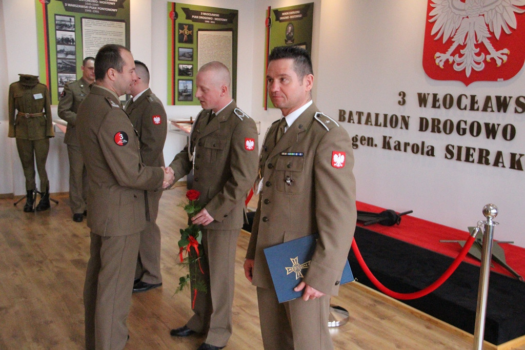 Pożegnanie żołnierzy odchodzących z 3 Batalionu Drogowo-Mostowego