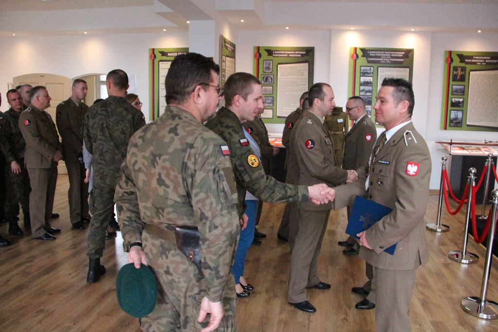 Pożegnanie żołnierzy odchodzących z 3 Batalionu Drogowo-Mostowego