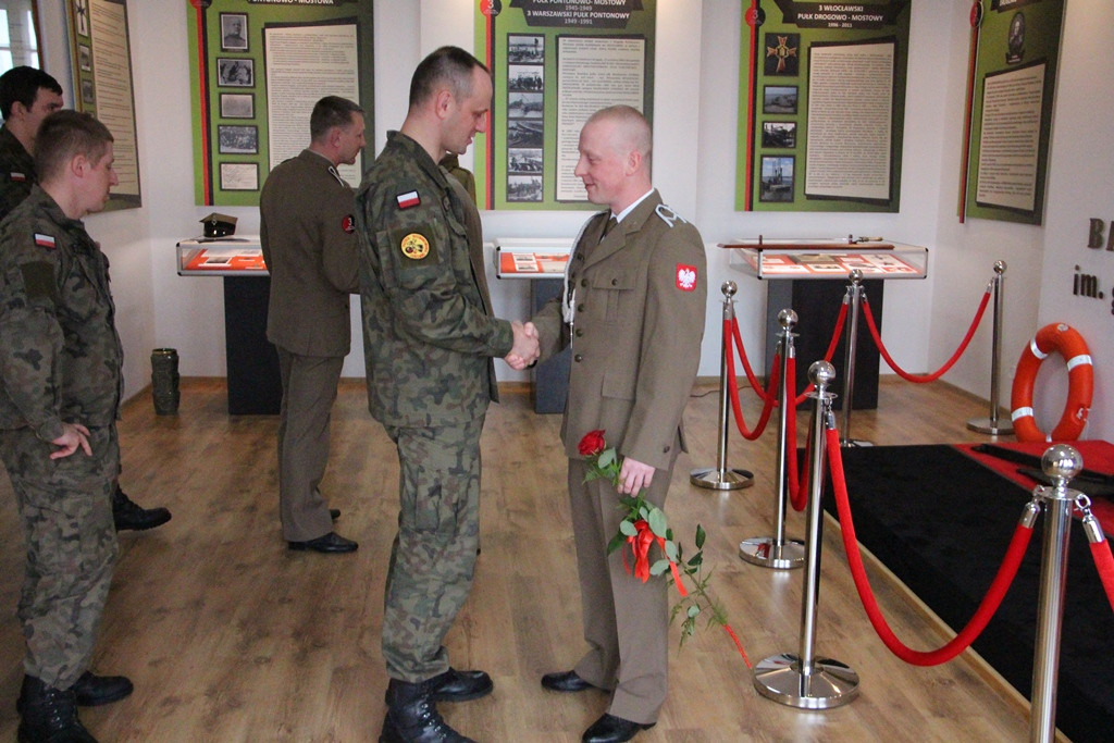 Pożegnanie żołnierzy odchodzących z 3 Batalionu Drogowo-Mostowego