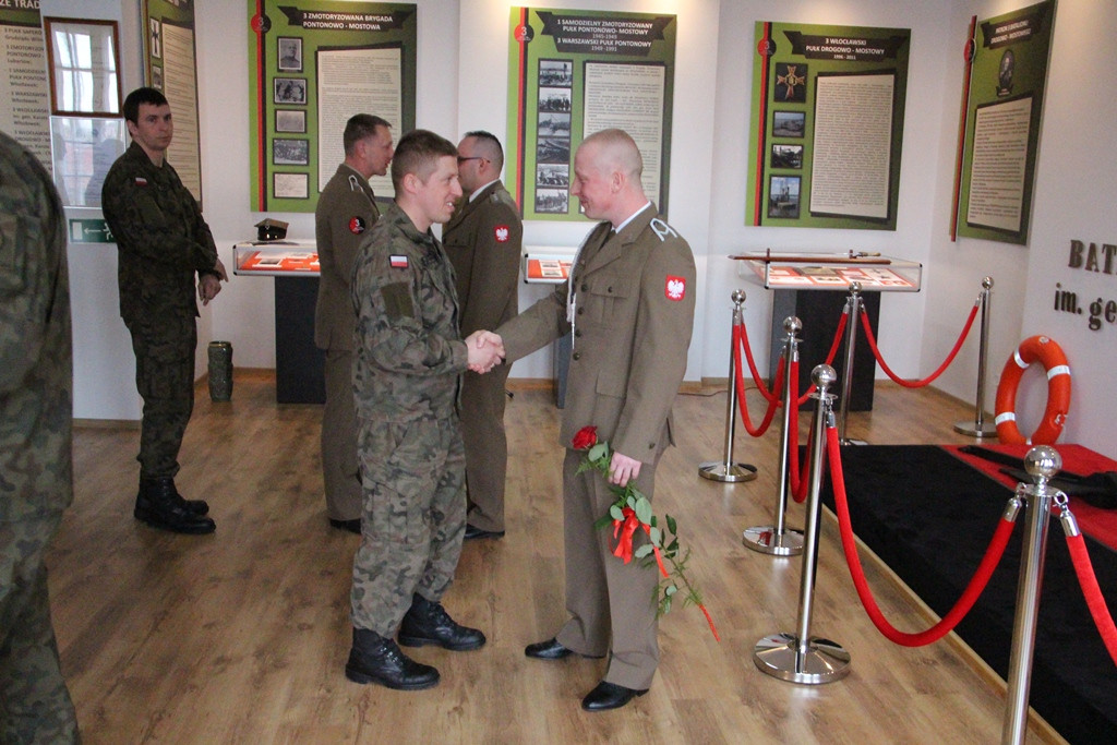 Pożegnanie żołnierzy odchodzących z 3 Batalionu Drogowo-Mostowego