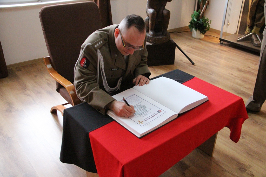 Pożegnanie żołnierzy odchodzących z 3 Batalionu Drogowo-Mostowego