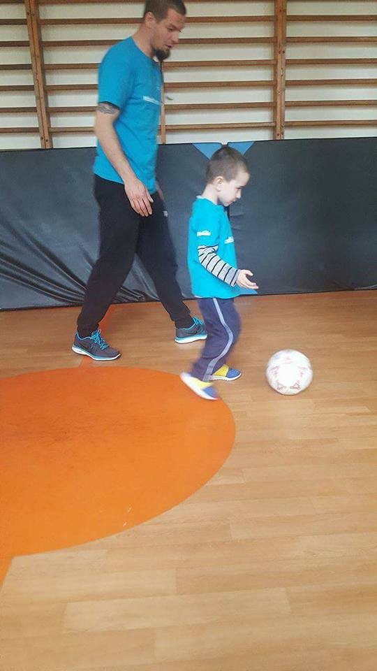 Trening Młodych Sportowców z Klubu Olimpiad Specjalnych 