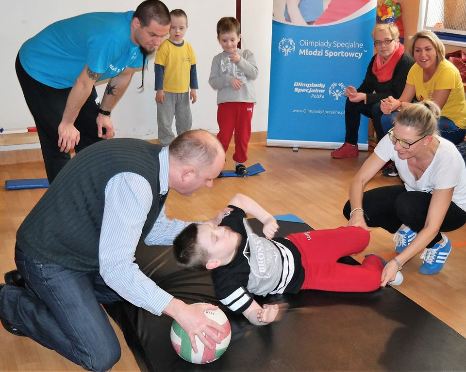 Trening Młodych Sportowców z Klubu Olimpiad Specjalnych 