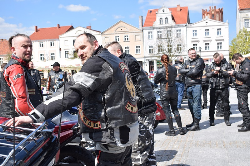 Przystanek Chełmno - spotkanie motocyklistów na rynku