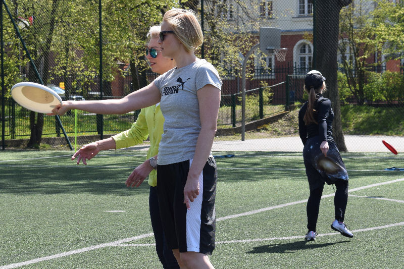 Frisbee Day ? gry i zabawy z dyskiem frisbee zorganizowane przez KS Nine Hills Chełmno