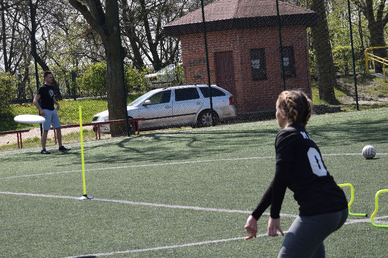 Frisbee Day ? gry i zabawy z dyskiem frisbee zorganizowane przez KS Nine Hills Chełmno