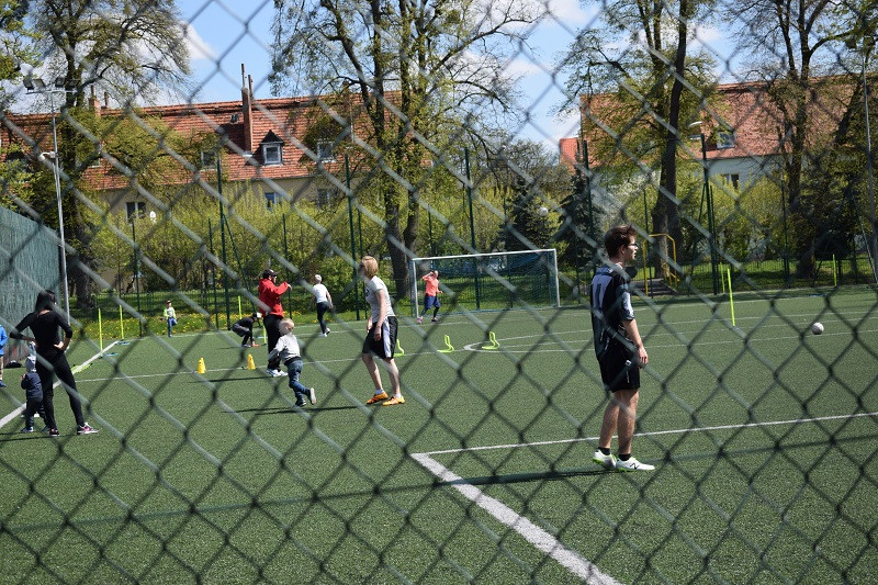 Frisbee Day ? gry i zabawy z dyskiem frisbee zorganizowane przez KS Nine Hills Chełmno