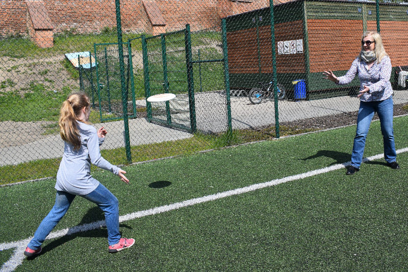 Frisbee Day ? gry i zabawy z dyskiem frisbee zorganizowane przez KS Nine Hills Chełmno