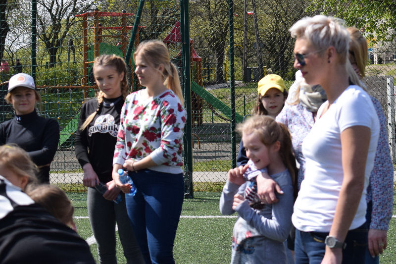 Frisbee Day ? gry i zabawy z dyskiem frisbee zorganizowane przez KS Nine Hills Chełmno