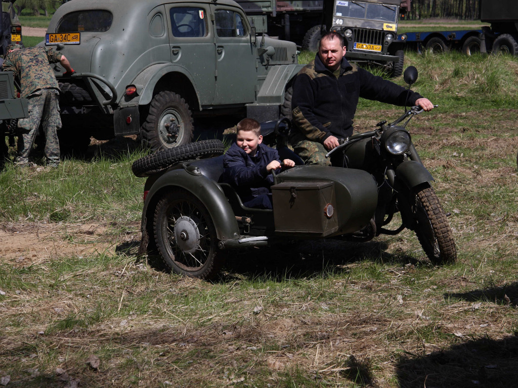 Majówka z cyklem imprez o charakterze militarnym w 