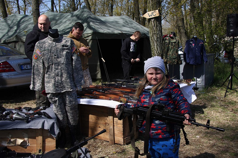 Majówka z cyklem imprez o charakterze militarnym w 