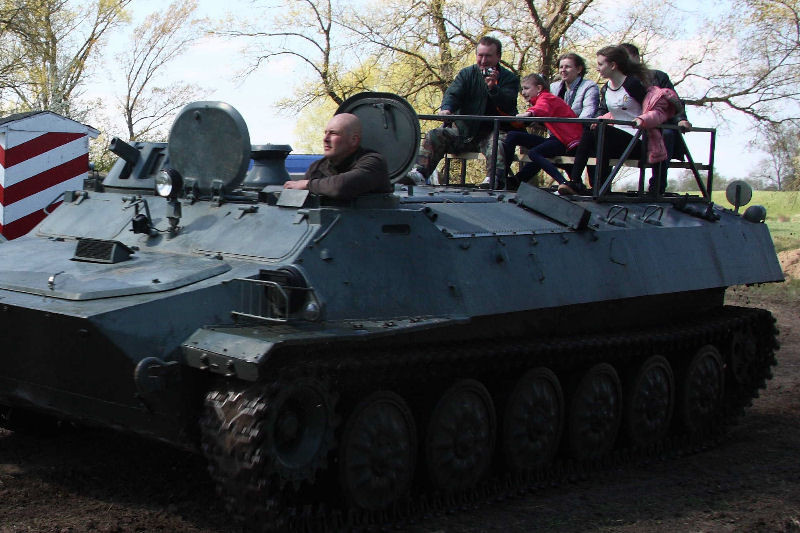 Majówka z cyklem imprez o charakterze militarnym w 