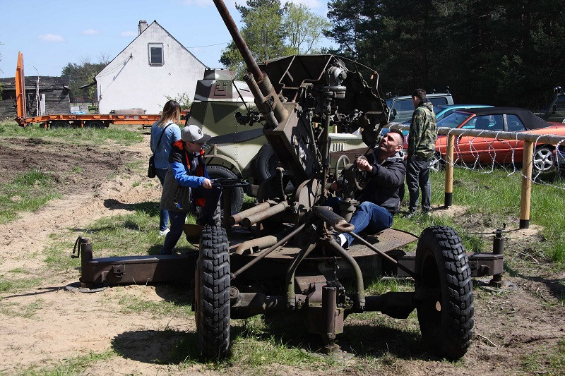 Majówka z cyklem imprez o charakterze militarnym w 