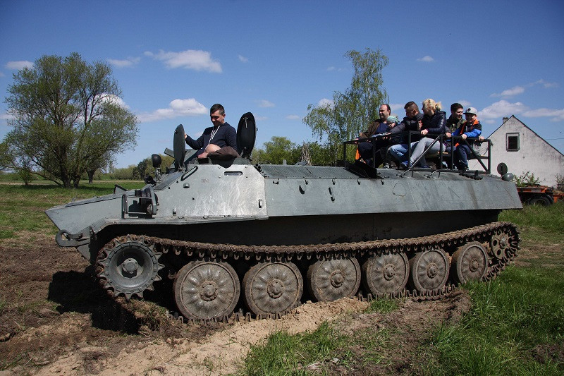 Majówka z cyklem imprez o charakterze militarnym w 