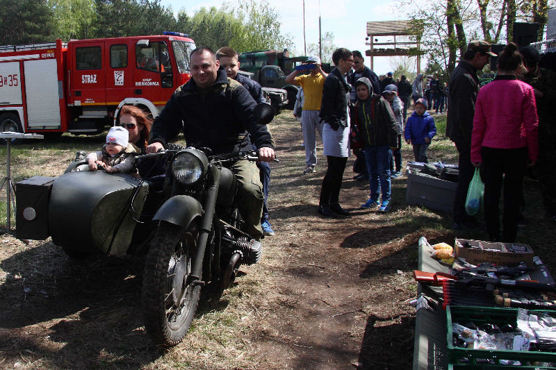 Majówka z cyklem imprez o charakterze militarnym w 