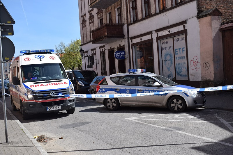 Sensacja z ostatniej chwili - PRAWDOPODOBNE POSTRZELENIE w kamienicy przy ul. Biskupiej 2