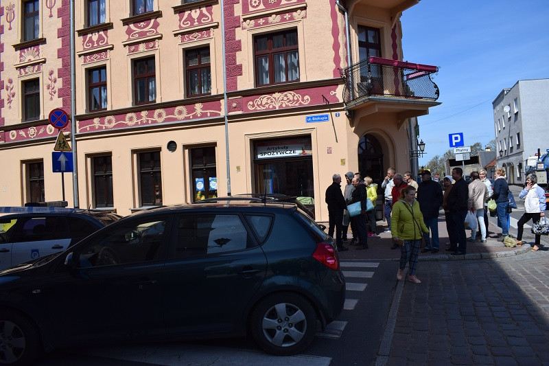 Sensacja z ostatniej chwili - PRAWDOPODOBNE POSTRZELENIE w kamienicy przy ul. Biskupiej 2