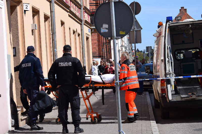 Sensacja z ostatniej chwili - PRAWDOPODOBNE POSTRZELENIE w kamienicy przy ul. Biskupiej 2