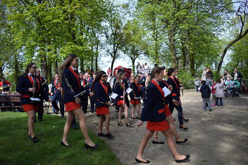 Zabawy w Dniu Flagi pod hasłem: 