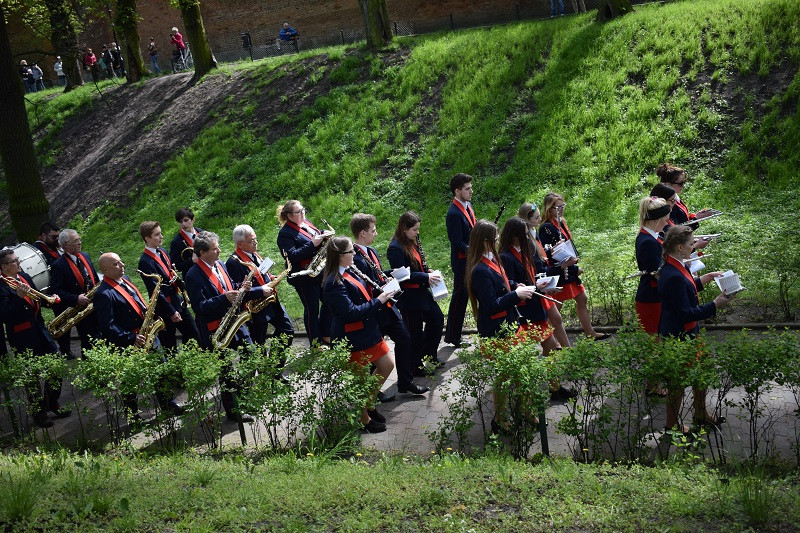 Zabawy w Dniu Flagi pod hasłem: 