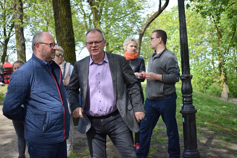 Zabawy w Dniu Flagi pod hasłem: 