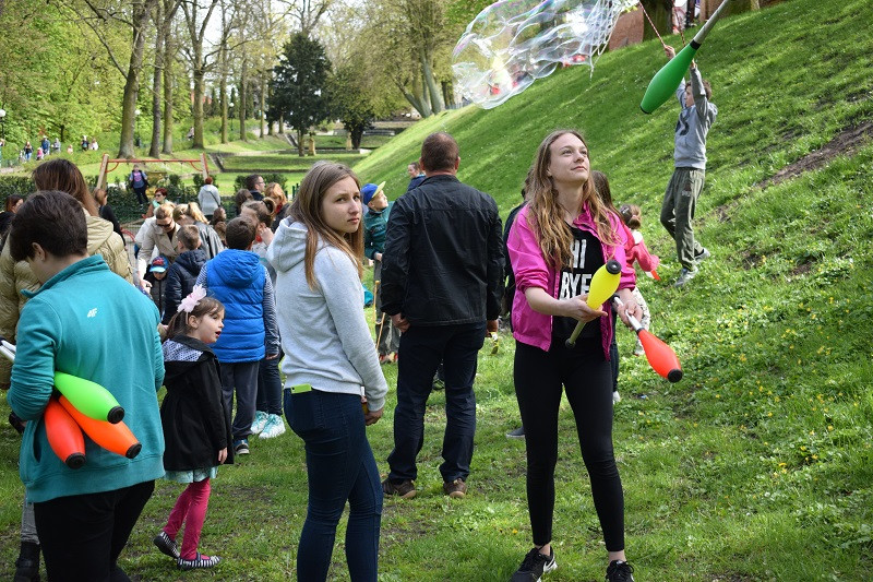 Zabawy w Dniu Flagi pod hasłem: 