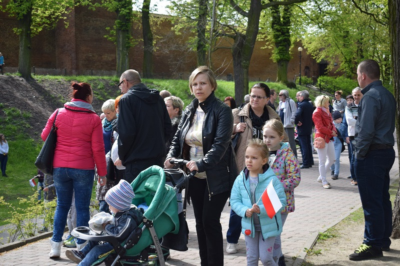 Zabawy w Dniu Flagi pod hasłem: 