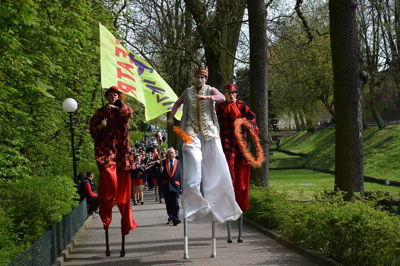Zabawy w Dniu Flagi pod hasłem: 