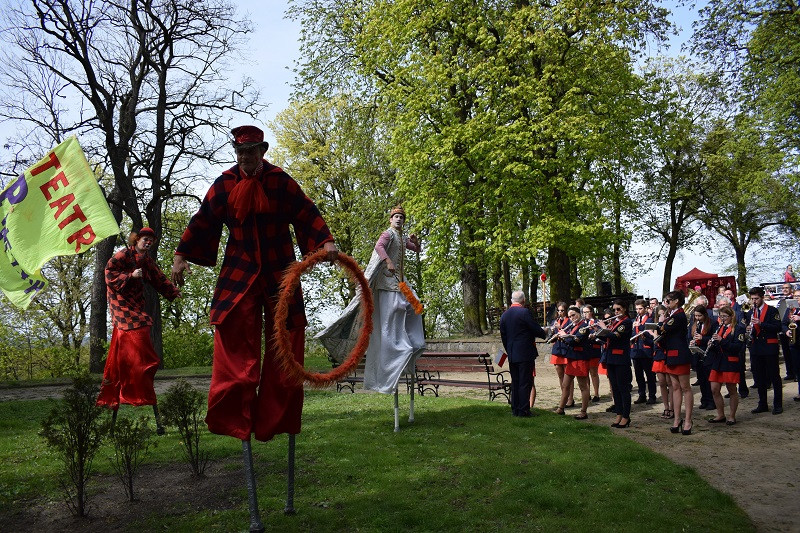 Zabawy w Dniu Flagi pod hasłem: 