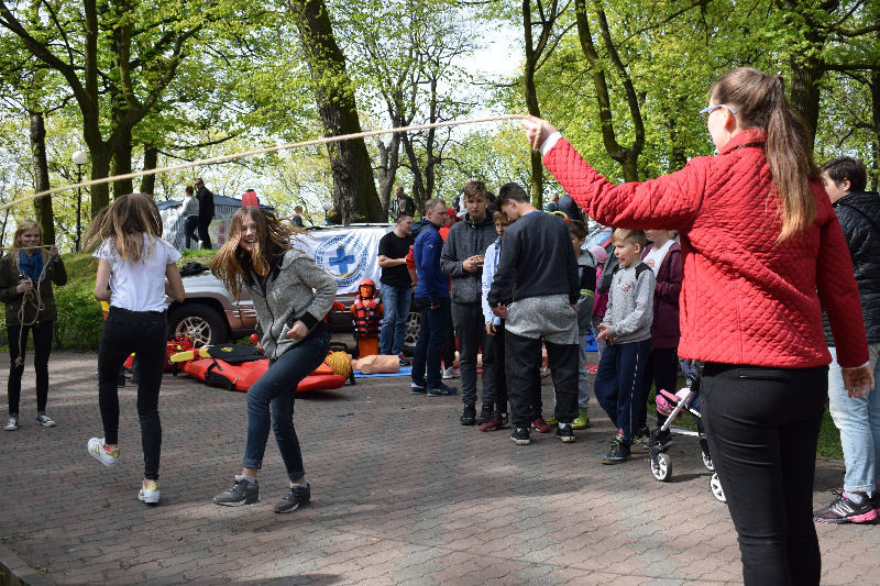 Zabawy w Dniu Flagi pod hasłem: 