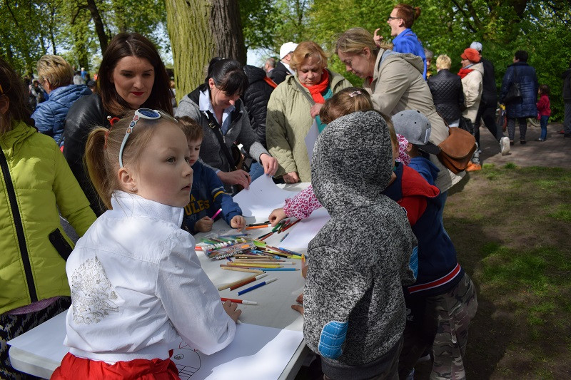 Zabawy w Dniu Flagi pod hasłem: 