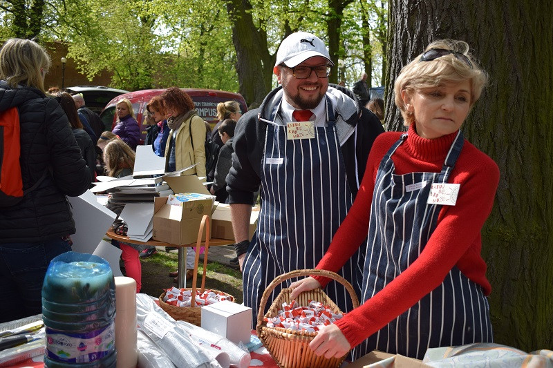 Zabawy w Dniu Flagi pod hasłem: 