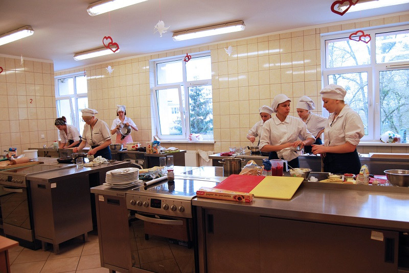 Zwycięskie pucharki rozkoszy - rozstrzygnięcie konkursu w ZS CKP Grubno