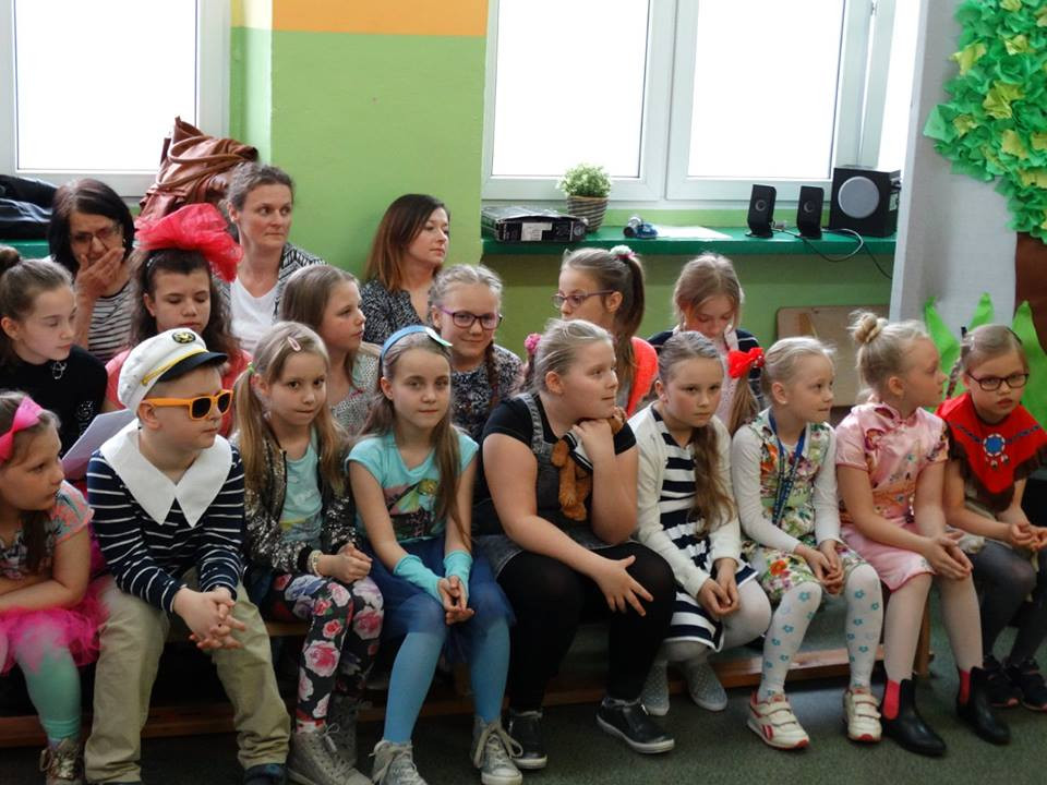 IV Szkolny Festiwal Piosenki 