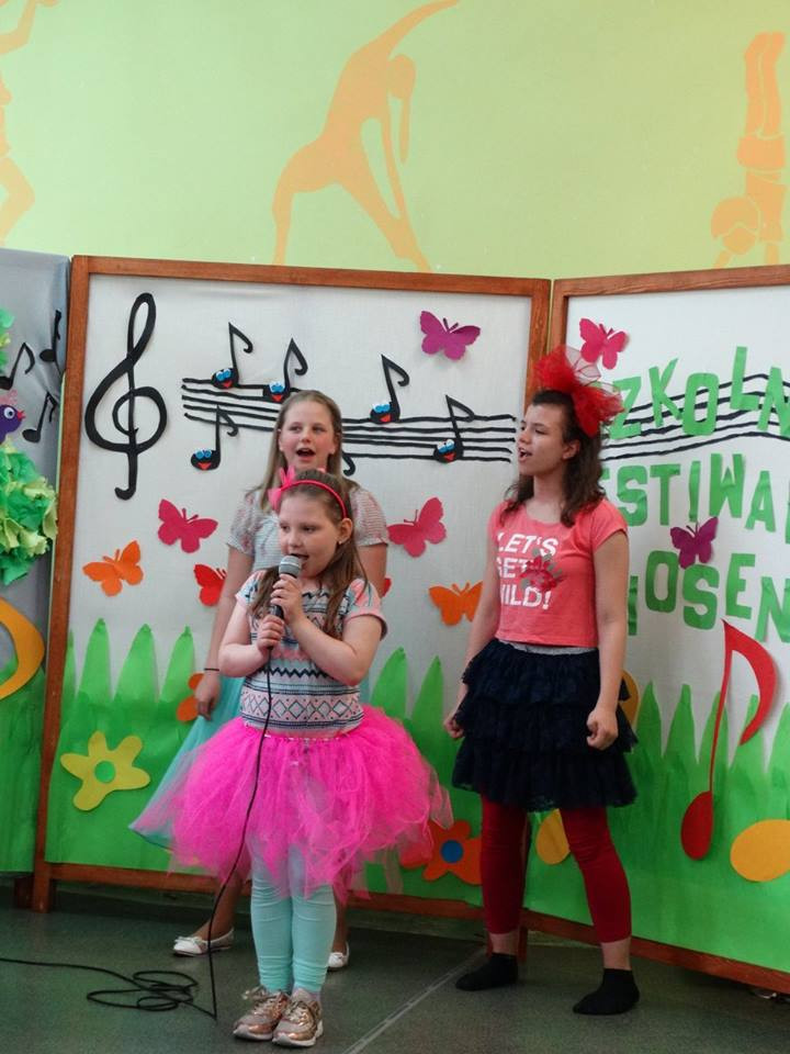 IV Szkolny Festiwal Piosenki 