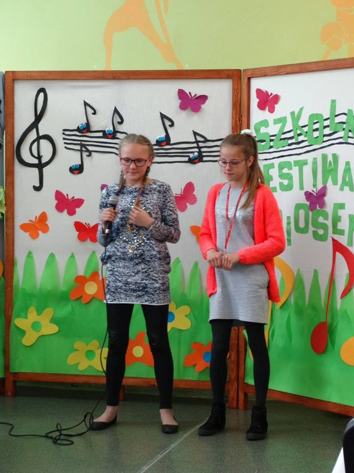 IV Szkolny Festiwal Piosenki 