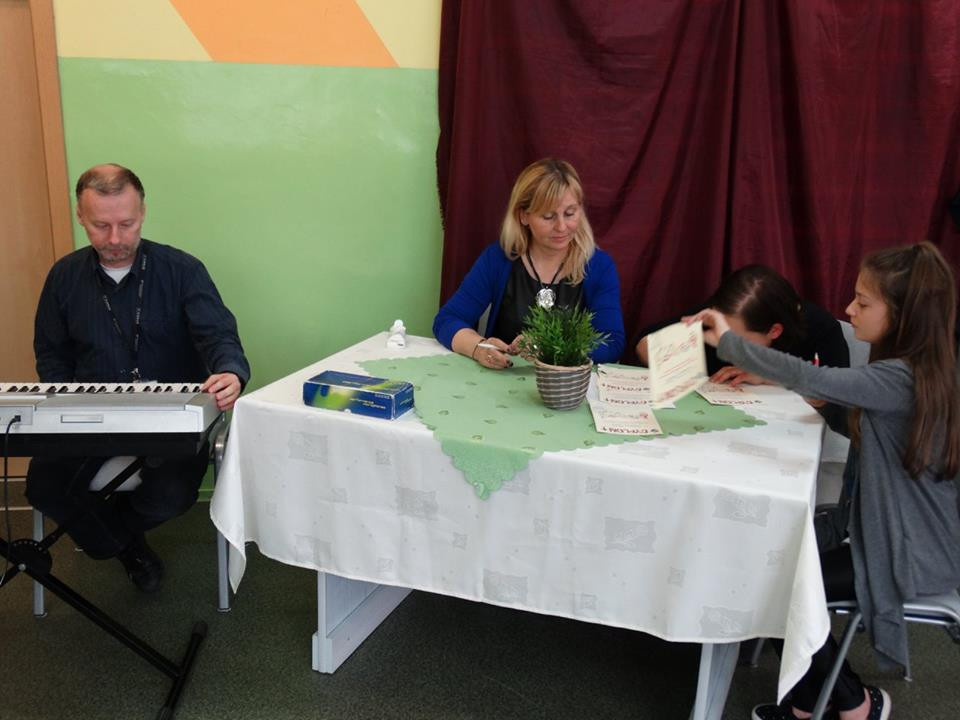 IV Szkolny Festiwal Piosenki 