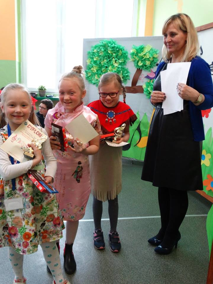 IV Szkolny Festiwal Piosenki 