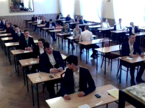 Trzymamy kciuki za kolejne egzaminy MATURZYSTÓW - język polski i matematyka już za nimi