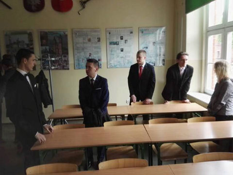 Trzymamy kciuki za kolejne egzaminy MATURZYSTÓW - język polski i matematyka już za nimi