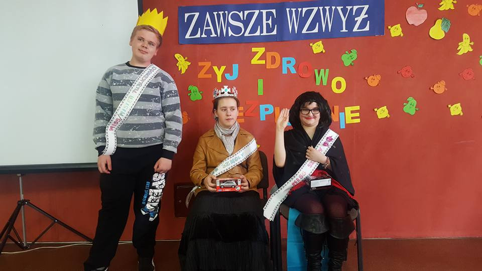 Wesołe wybory Miss i Mistera Szkoły w Gimnazjum nr 1