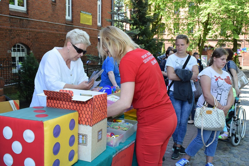 Piknik Integracyjny dla dzieci i młodzieży niepełnosprawnej w Specjalnym Ośrodku Szkolno-Wychowawczym