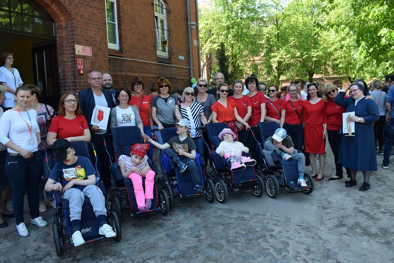 Piknik Integracyjny dla dzieci i młodzieży niepełnosprawnej w Specjalnym Ośrodku Szkolno-Wychowawczym