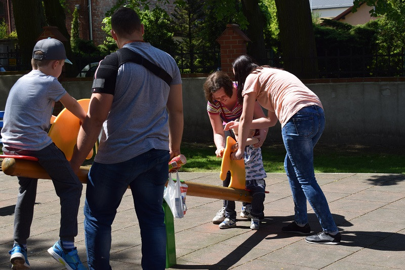 Piknik Integracyjny dla dzieci i młodzieży niepełnosprawnej w Specjalnym Ośrodku Szkolno-Wychowawczym