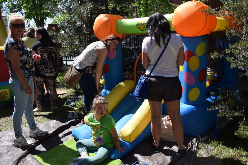 Piknik Integracyjny dla dzieci i młodzieży niepełnosprawnej w Specjalnym Ośrodku Szkolno-Wychowawczym
